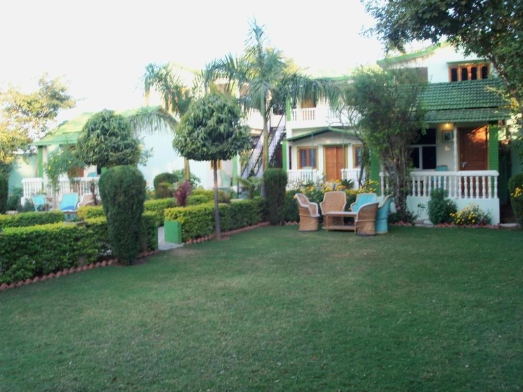 Ranthambhore Vatika Resort Sawai Madhopur Exterior photo